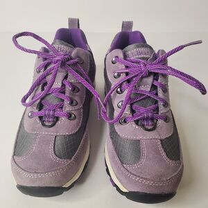 Women's Sneakers